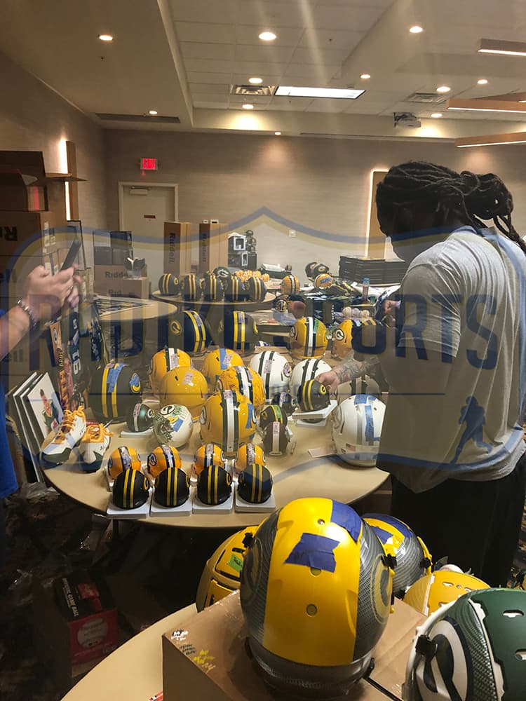 Za’Darius and Preston Smith Signed Green Bay Packers Speed Authentic White Matte NFL Helmet Preston Smith Helmet zadarius-preston-smith-green-bay-packers, Green Bay Packers, view 2, supplier stock photo