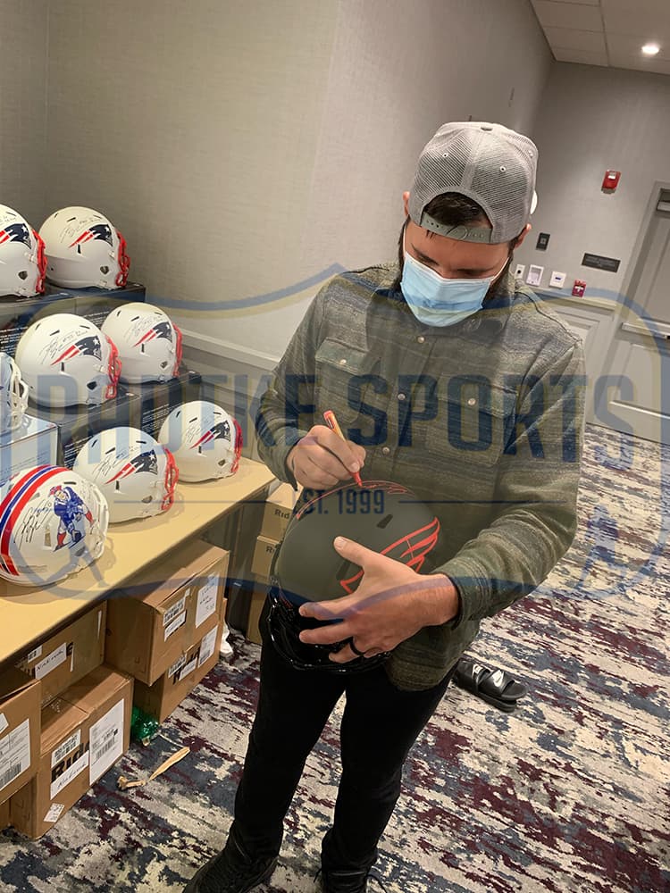 Rob Ninkovich Signed New England Patriots Speed Authentic Eclipse NFL Helmet Rob Ninkovich Helmet rob-ninkovich-england-patriots-speed-eclipse, New England Patriots, view 2, supplier stock photo