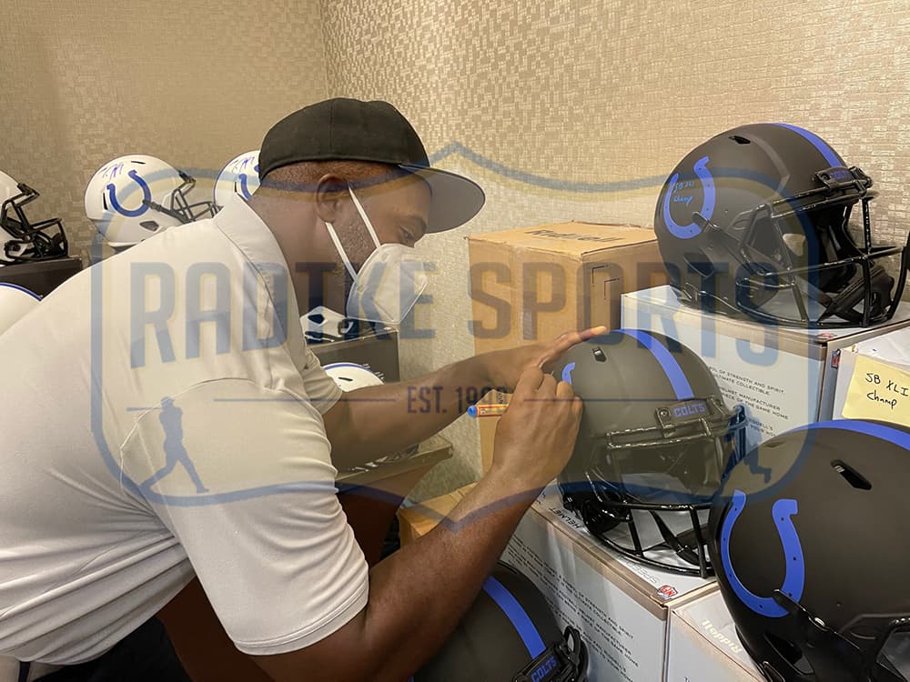 Dwight Freeney Signed Indianapolis Colts Speed Authentic Eclipse NFL Helmet with “SB XLI Champs” Inscription Dwight Freeney Helmet dwight-freeney-indianapolis-colts-speed-eclipse, view 2, supplier stock photo