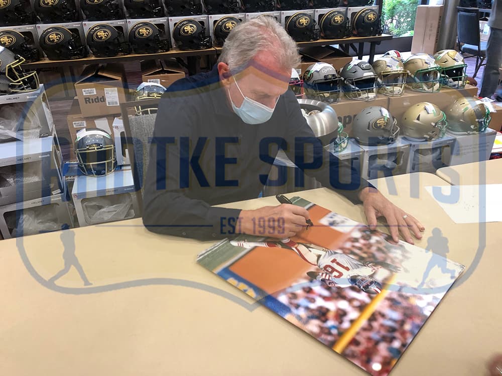Joe Montana Signed San Francisco 49ers Unframed 16×20 NFL Photo – White Jersey Throwing Leg Joe Montana Jersey 16x20-joe-montana-san-francisco-49ers-unframed, San Francisco 49ers, view 3, supplier stock photo