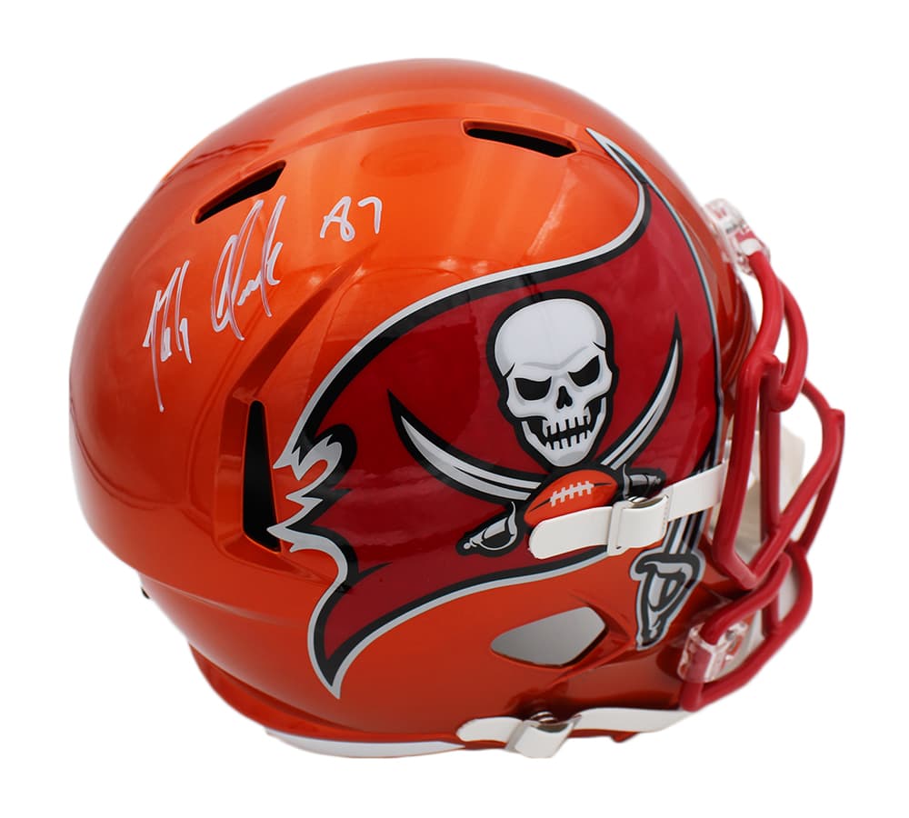 Rob Gronkowski Signed Tampa Bay Buccaneers Speed Full Size Flash NFL Helmet Rob Gronkowski Helmet rob-gronkowski-tampa-bay-buccaneers-speed, supplier stock photo
