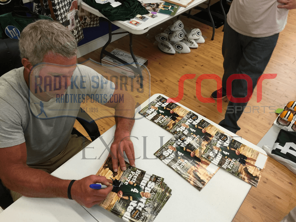 Brett Favre Signed Green Bay Packers Sports Illustrated “Where Are They Now?” Issue … Brett Favre Canvas brett-favre-green-bay-packers-illustrated, Green Bay Packers, view 3, supplier stock photo