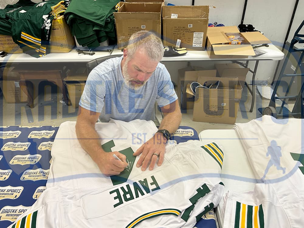 Brett Favre Signed Green Bay Custom White Jersey Brett Favre Jersey brett-favre-green-bay-white, Green Bay Packers, view 3, supplier stock photo