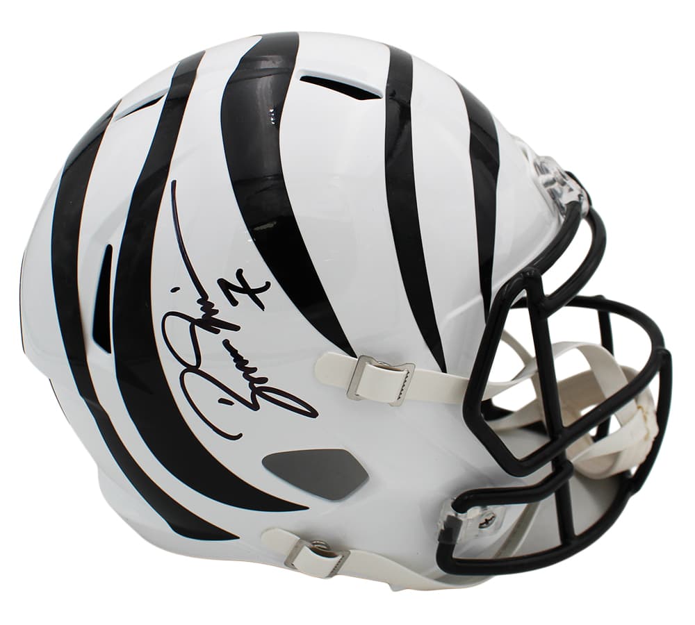 Boomer Esiason Signed Cincinnati Bengals Speed Full Size Alternate White NFL Helmet Boomer Esiason Helmet boomer-esiason-cincinnati-bengals-speed-full, supplier stock photo