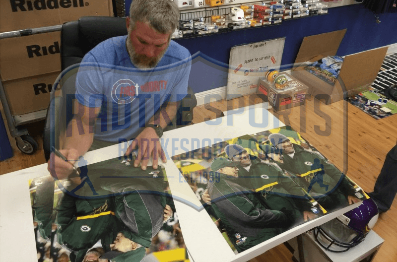 Brett Favre Signed Green Bay Packers Jersey Retirement Ceremony 16×20 NFL Photo Brett Favre Jersey 16x20-brett-favre-green-bay-packers-retirement, Green Bay Packers, view 2, supplier stock photo