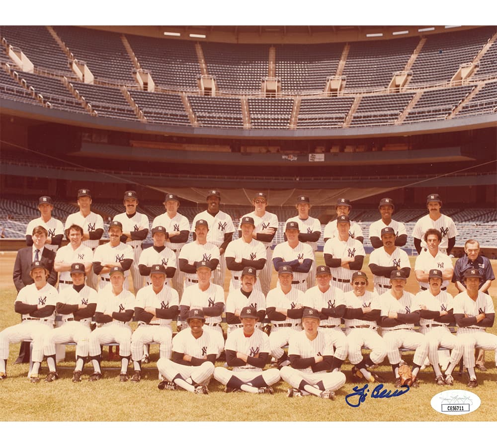 Yogi Berra Signed New York Yankees Unframed 8×10 MLB Team Photo Yogi Berra Photo 8x10-yogi-berra-york-yankees-unframed-8, New York Yankees, supplier stock photo
