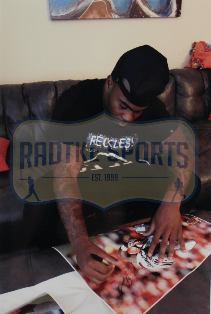 Mike Davis Signed South Carolina Gamecocks Unframed 16×20 NCAA Photo Mike Davis Photo 16x20-mike-davis-south-carolina-gamecocks, view 3, supplier stock photo