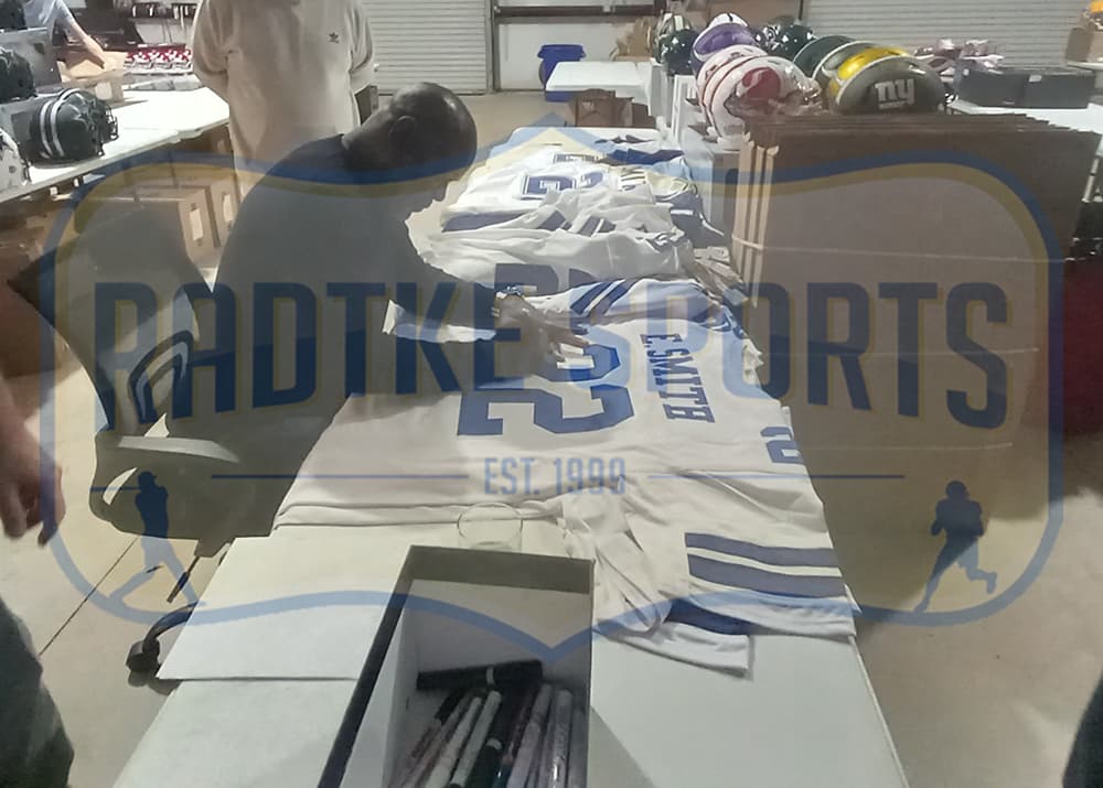 Emmitt Smith Signed Dallas Custom White Jersey Emmitt Smith Jersey emmitt-smith-dallas-white, Dallas Cowboys, view 3, supplier stock photo