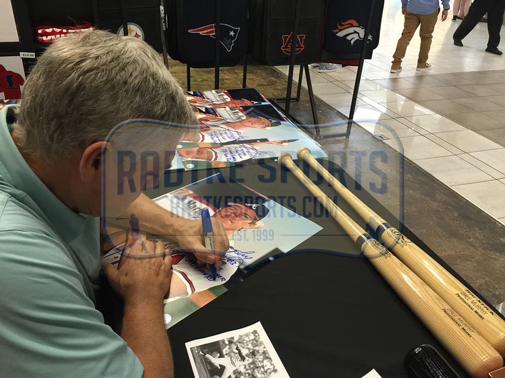 Dale Murphy Signed Atlanta Braves 16×20 Photo With Career Stat Inscription Dale Murphy Photo 16x20-dale-murphy-atlanta-braves-16-20, Atlanta Braves, view 3, supplier stock photo