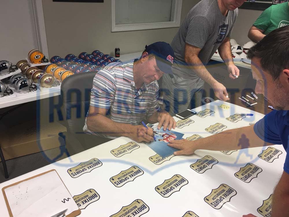 Wesley Walls Signed Ole Miss Rebels 8×10 NCAA Photo – Running Wesley Walls Photo 8x10-wesley-walls-ole-miss-rebels-8, view 3, supplier stock photo