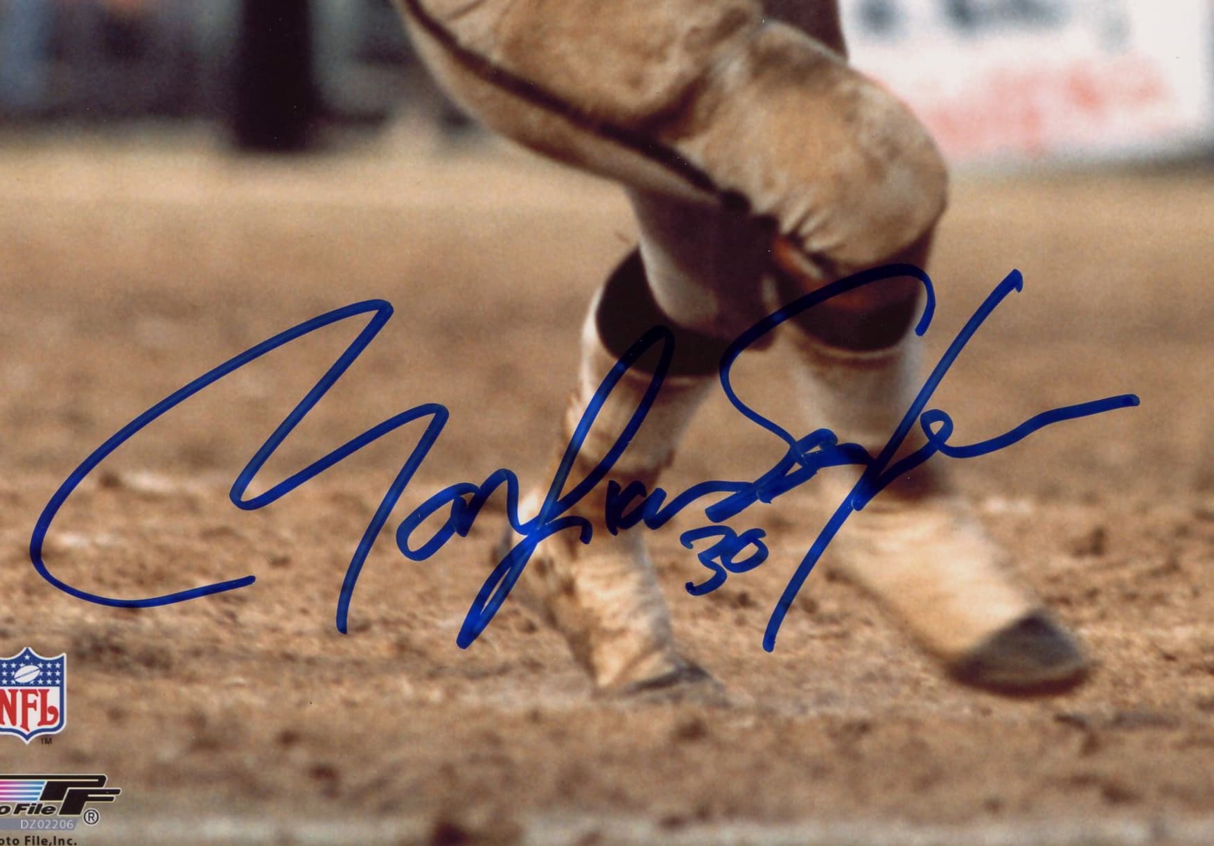 Mark Van Eeghen Signed Oakland Raiders Unframed 8×10 NFL Photo Photo 8x10-mark-van-eeghen-oakland-raiders-unframed, view 2, supplier stock photo