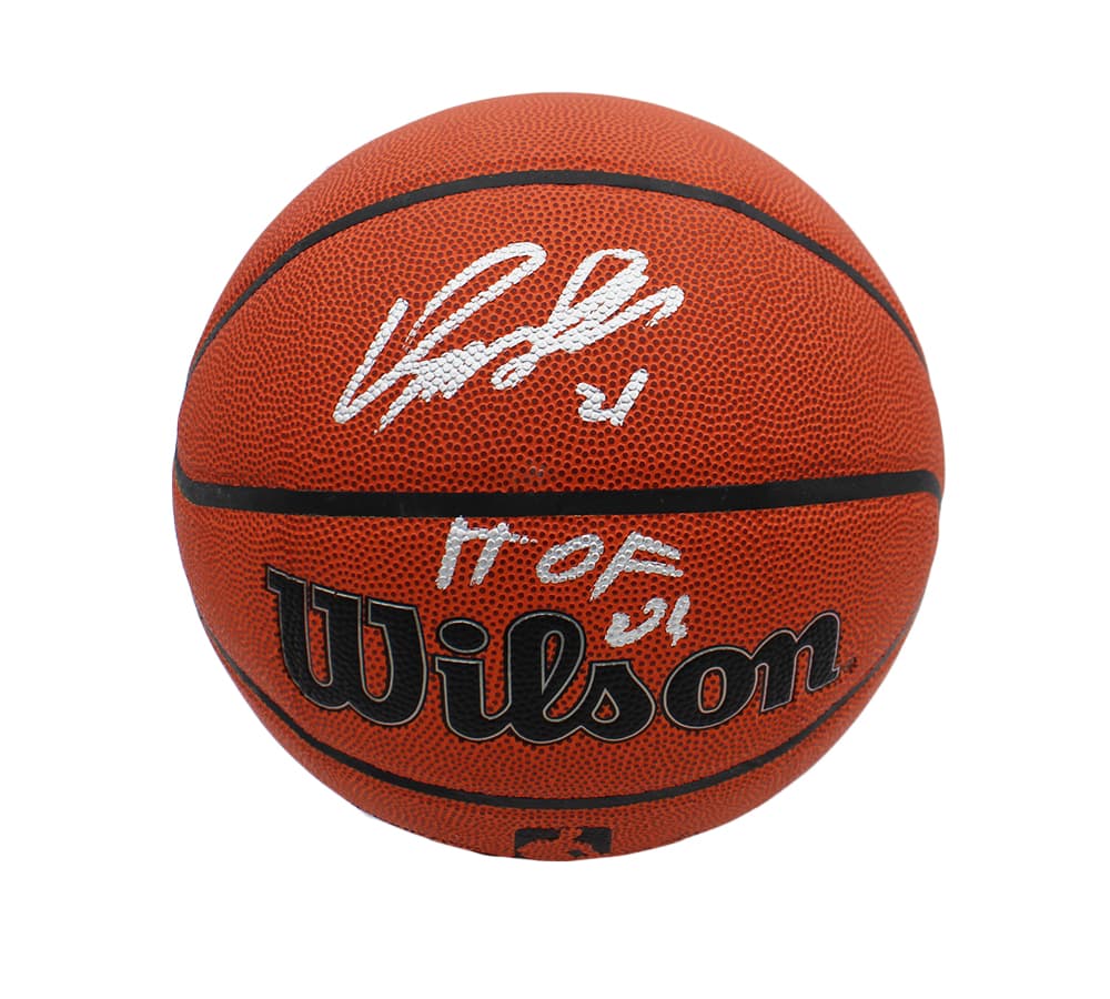 Dominique Wilkins Signed Atlanta Hawks Wilson Authentic Series NBA Basketball with “HOF 06” Inscription Dominique Wilkins Ball dominique-wilkins-atlanta-hawks-wilson-series, supplier stock photo